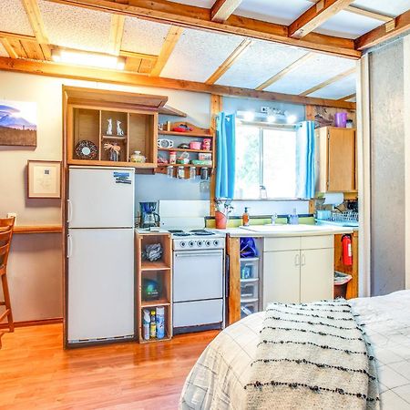 Quaint Ashford Studio Stay 5 Mi To Mt Rainier! Bagian luar foto