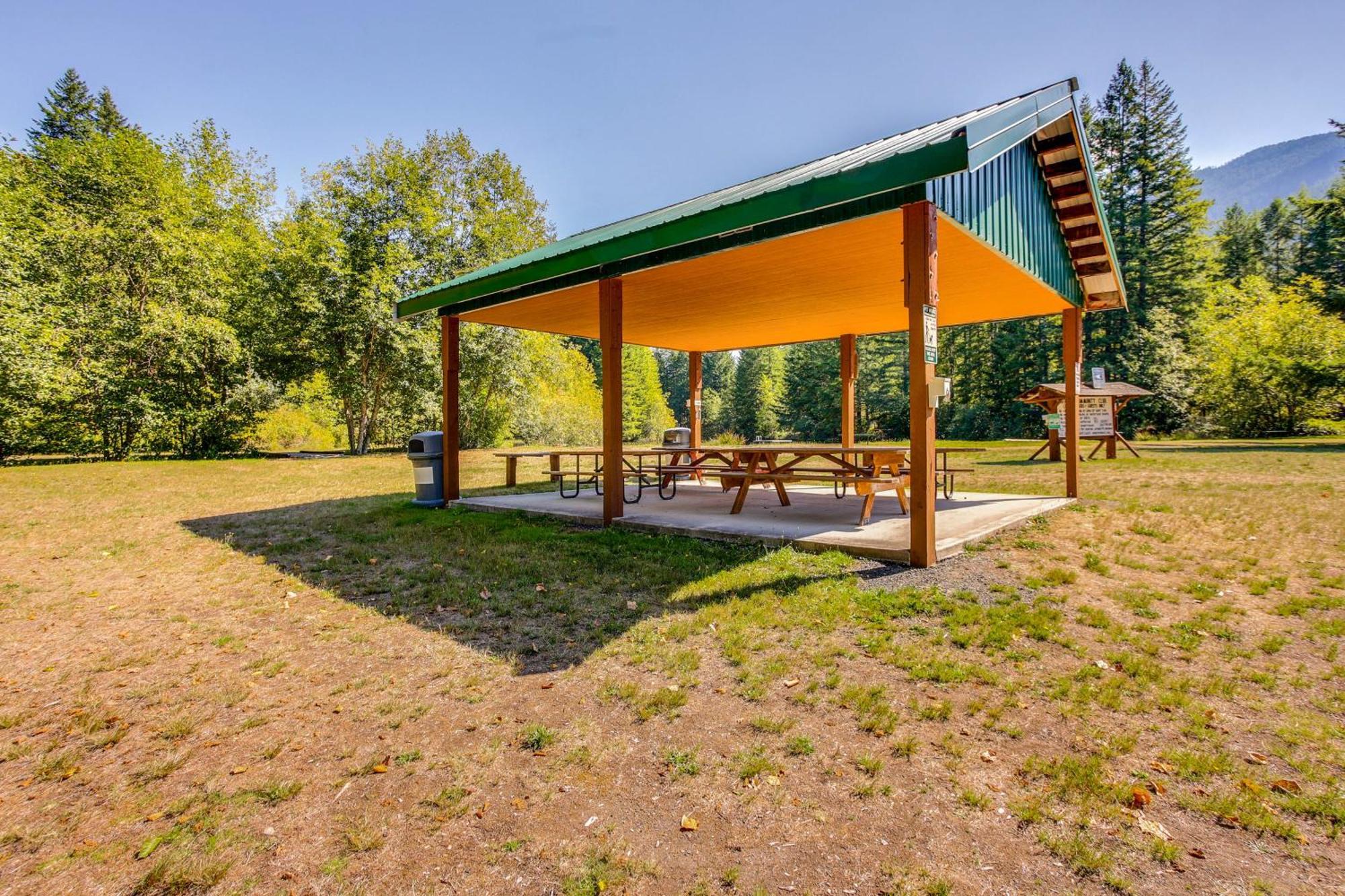 Quaint Ashford Studio Stay 5 Mi To Mt Rainier! Bagian luar foto